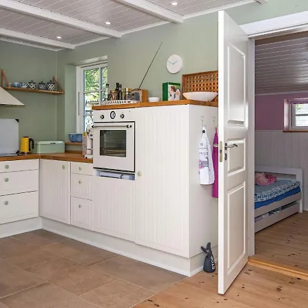 Casa vacanze 8 Person Holiday In